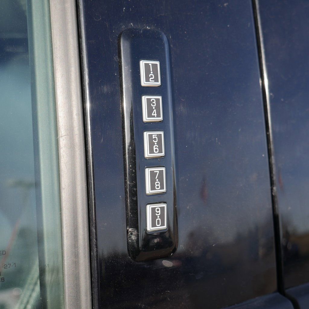 Used 2023 Ford F250 Lariat image 14