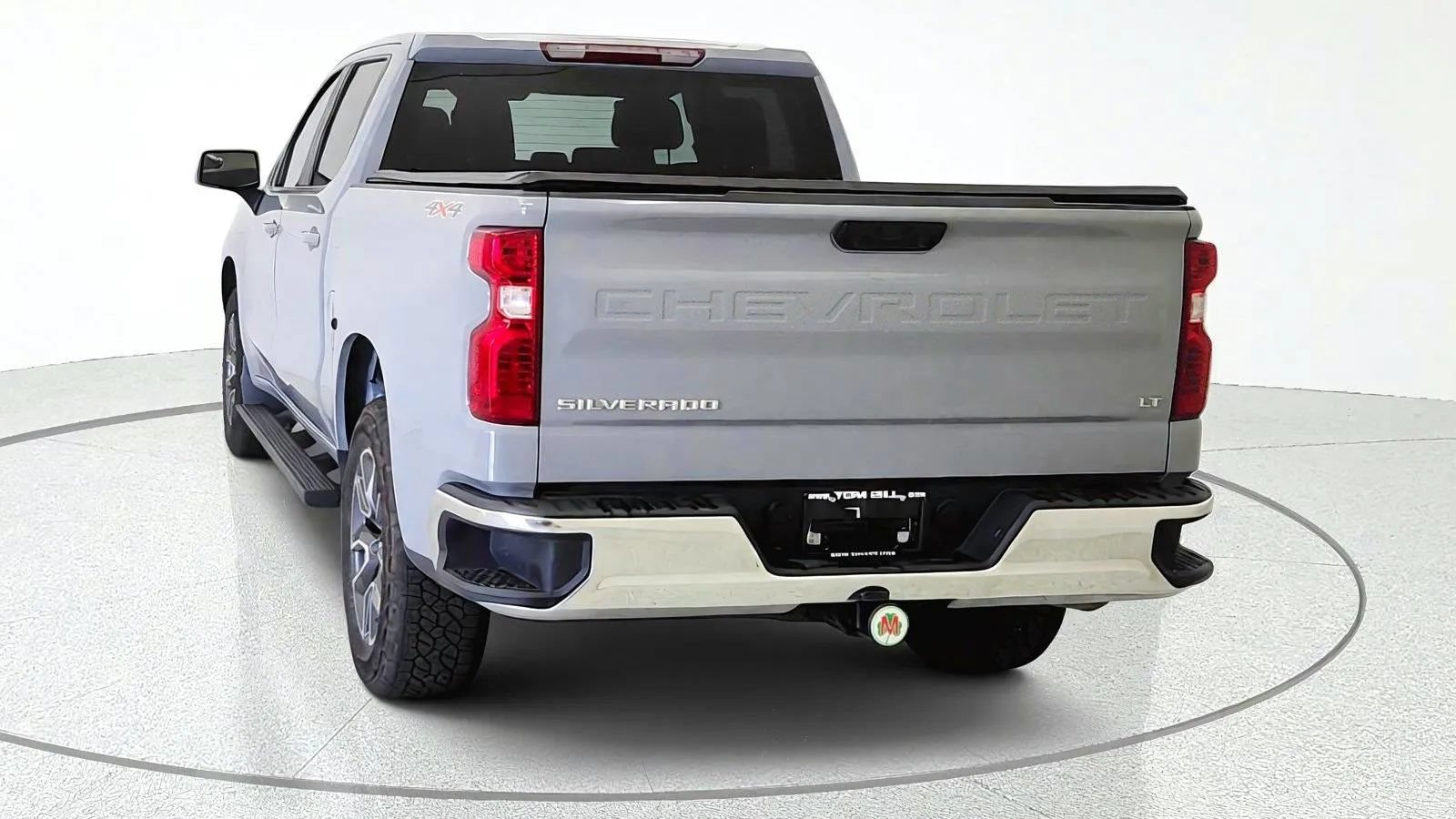 Used 2024 Chevrolet Silverado 1500 LT AWD/4WD image 7