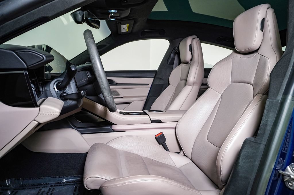 Certified 2023 Porsche Taycan GTS AWD/4WD image 5