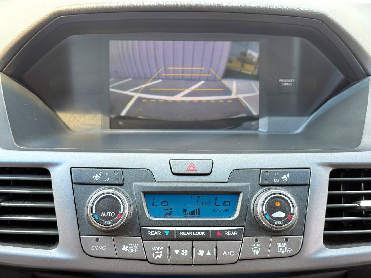 Used 2011 Honda Odyssey Touring image 16