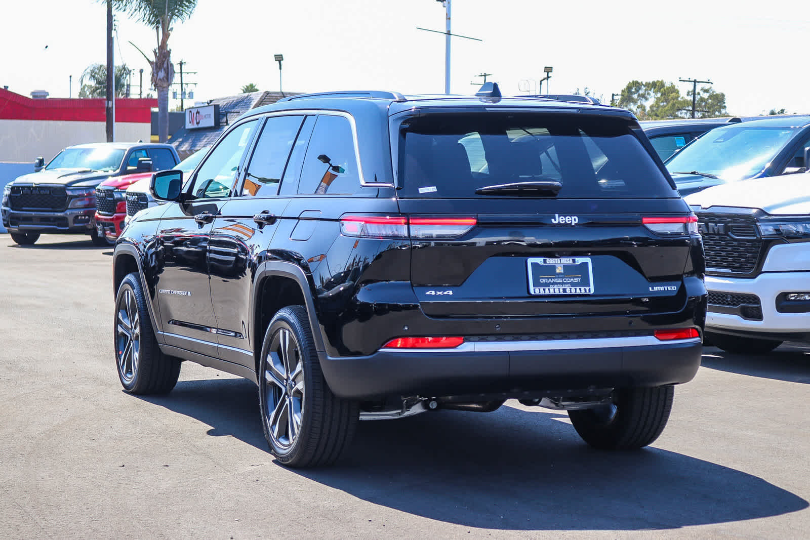 New 2027 Jeep Grand Cherokee Limited AWD/4WD image 6