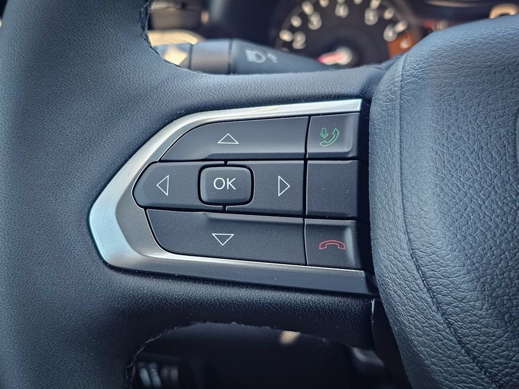 New 2026 Jeep Compass Latitude AWD/4WD image 17