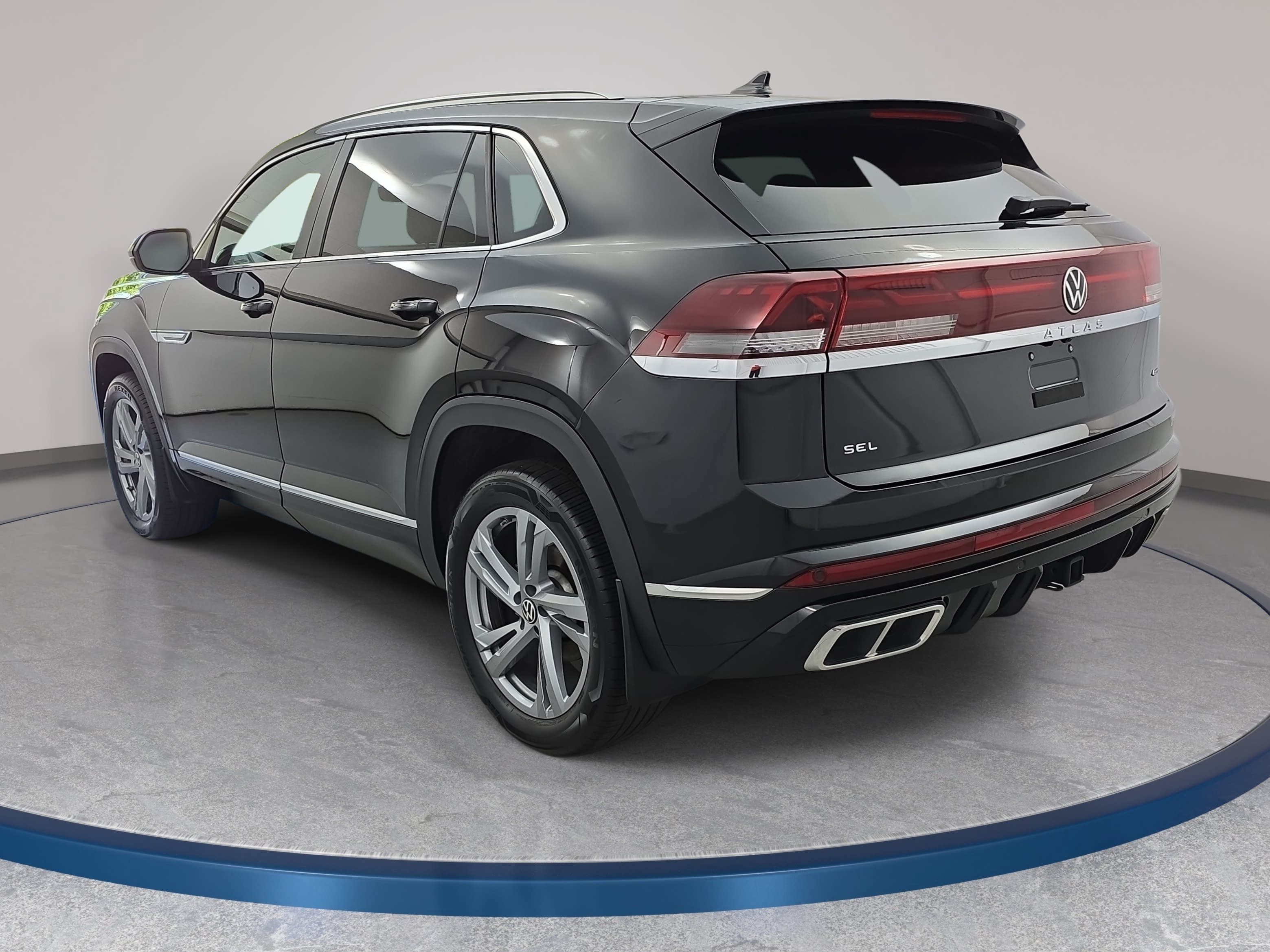 Certified 2024 Volkswagen Atlas Cross Sport SEL R-Line AWD/4WD image 7