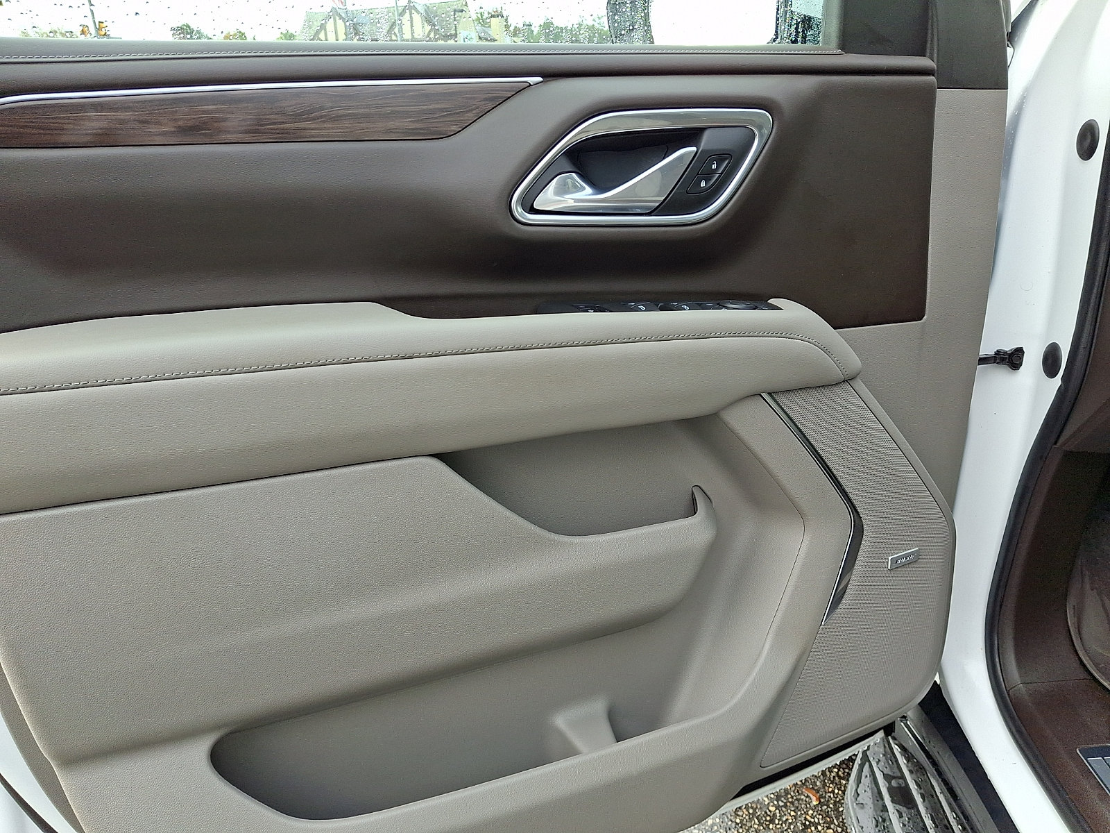 Used 2023 Chevrolet Tahoe LT w/ LT Signature Package AWD/4WD image 15