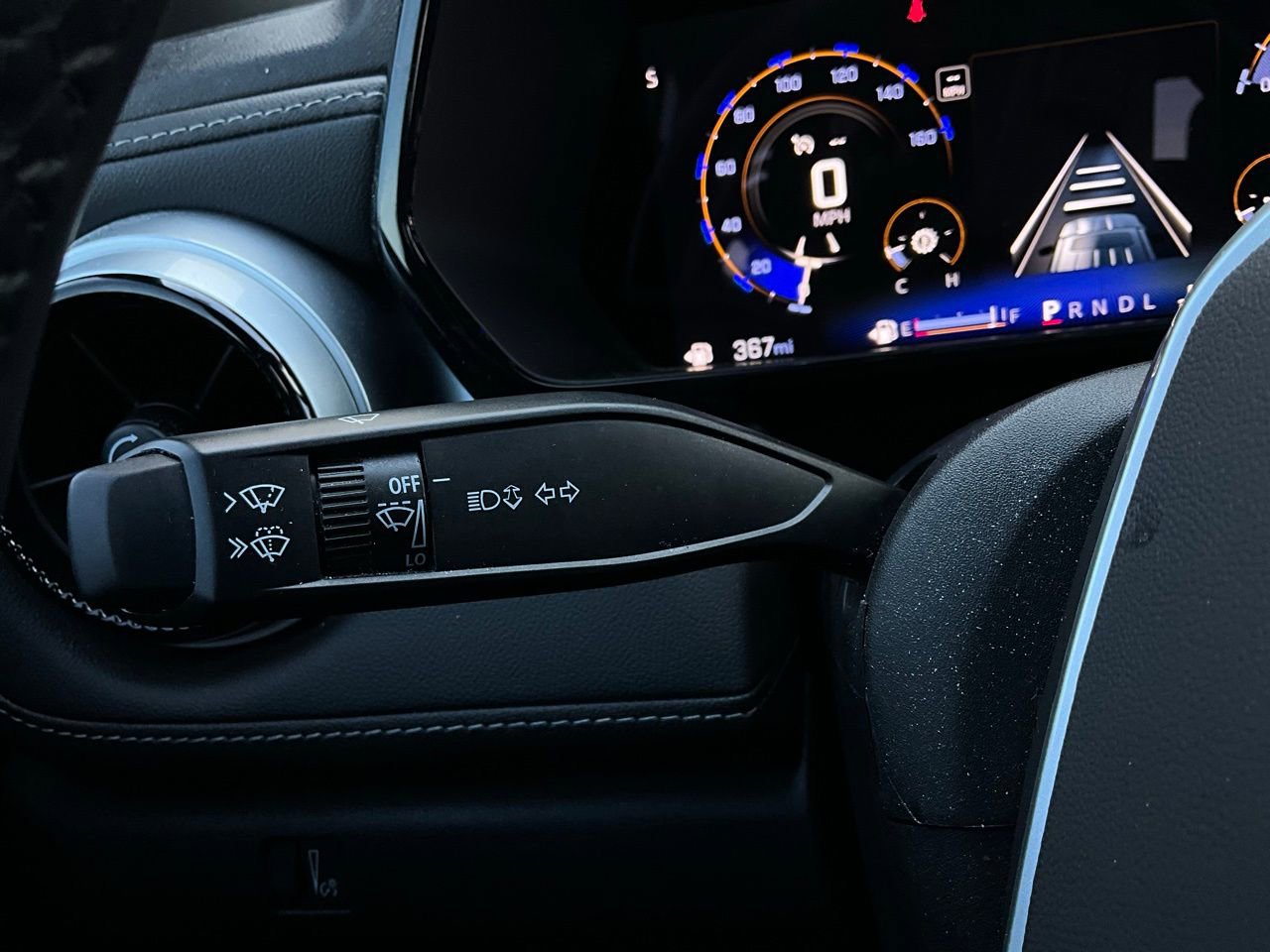 Used 2024 Chevrolet Colorado LT w/ LT Convenience Package II image 38