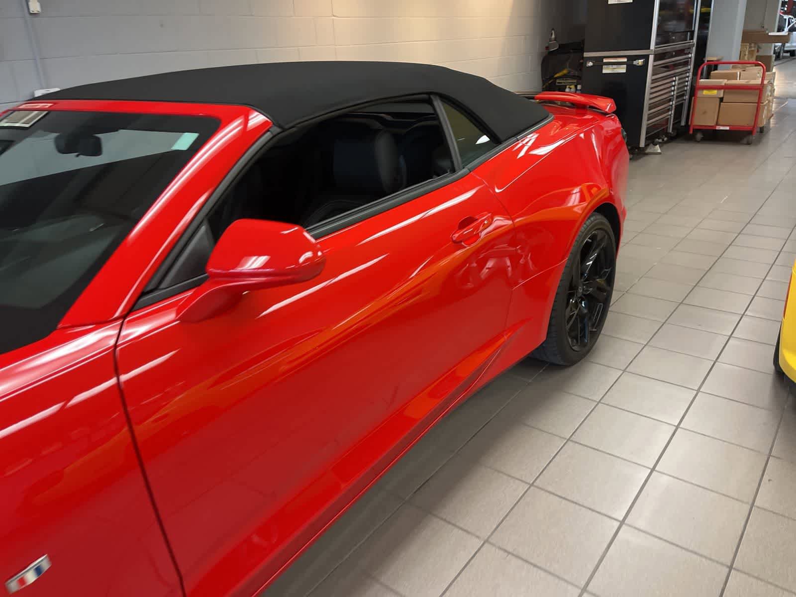 Used 2021 Chevrolet Camaro SS RWD image 7