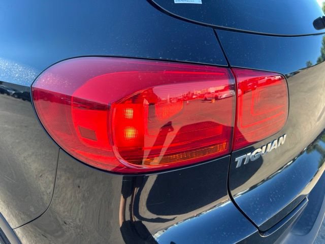 Used 2015 Volkswagen Tiguan SE AWD/4WD image 11