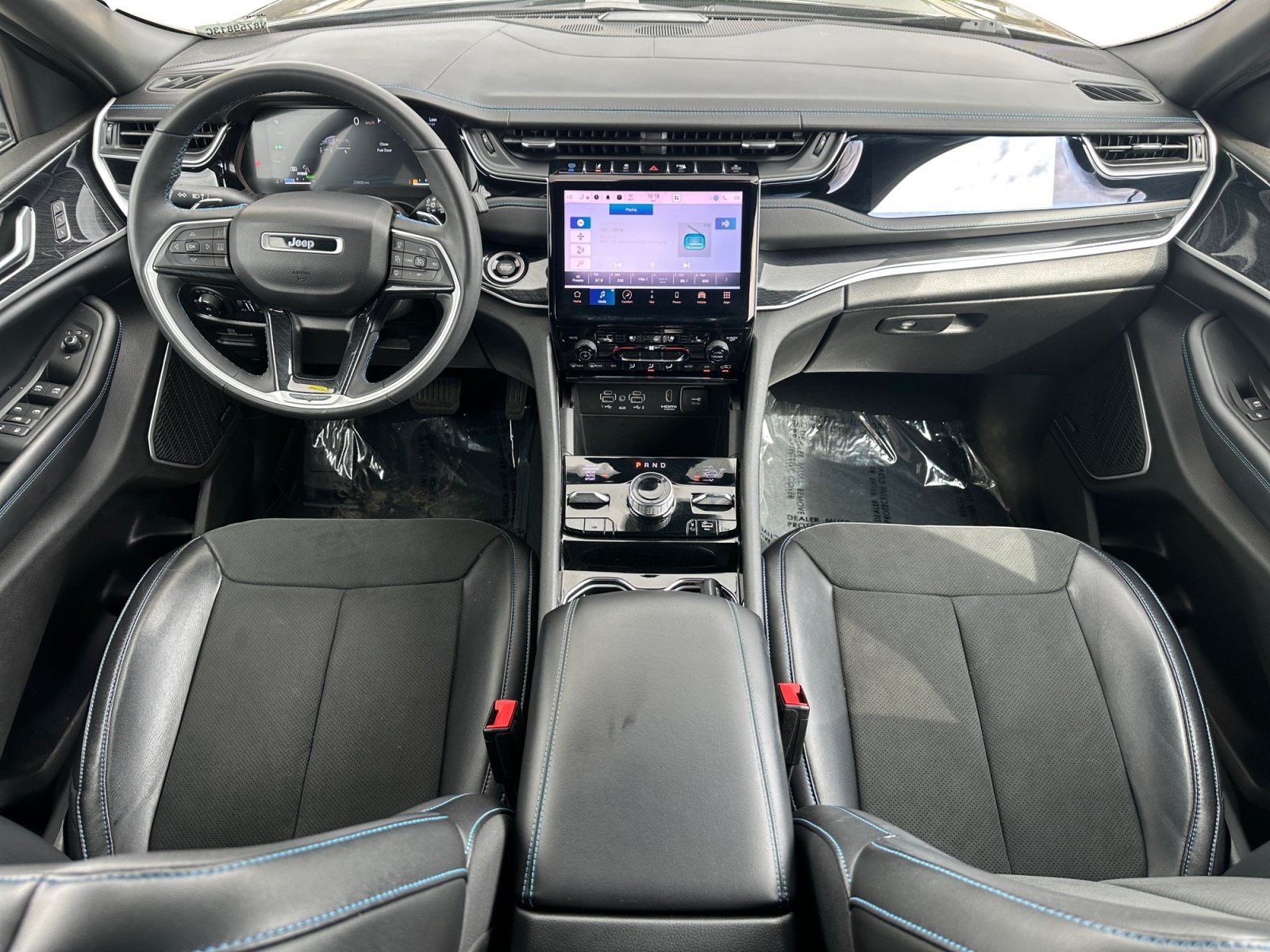 Used 2022 Jeep Grand Cherokee Trailhawk w/ Advanced Protech Group II AWD/4WD image 11