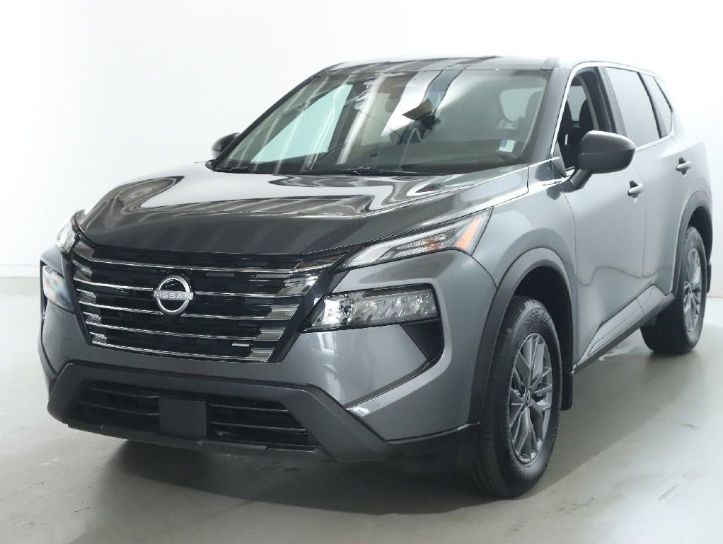 Certified 2026 Nissan Rogue S image 4