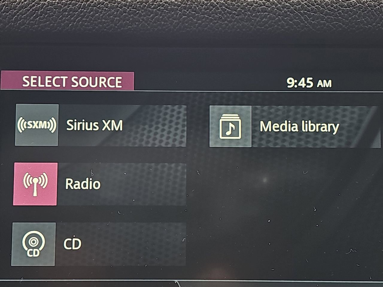 Used 2018 Jaguar XF R-Sport image 27