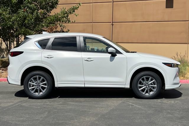 New 2025 MAZDA CX-5 AWD 2.5 S w/ Select Package image 3