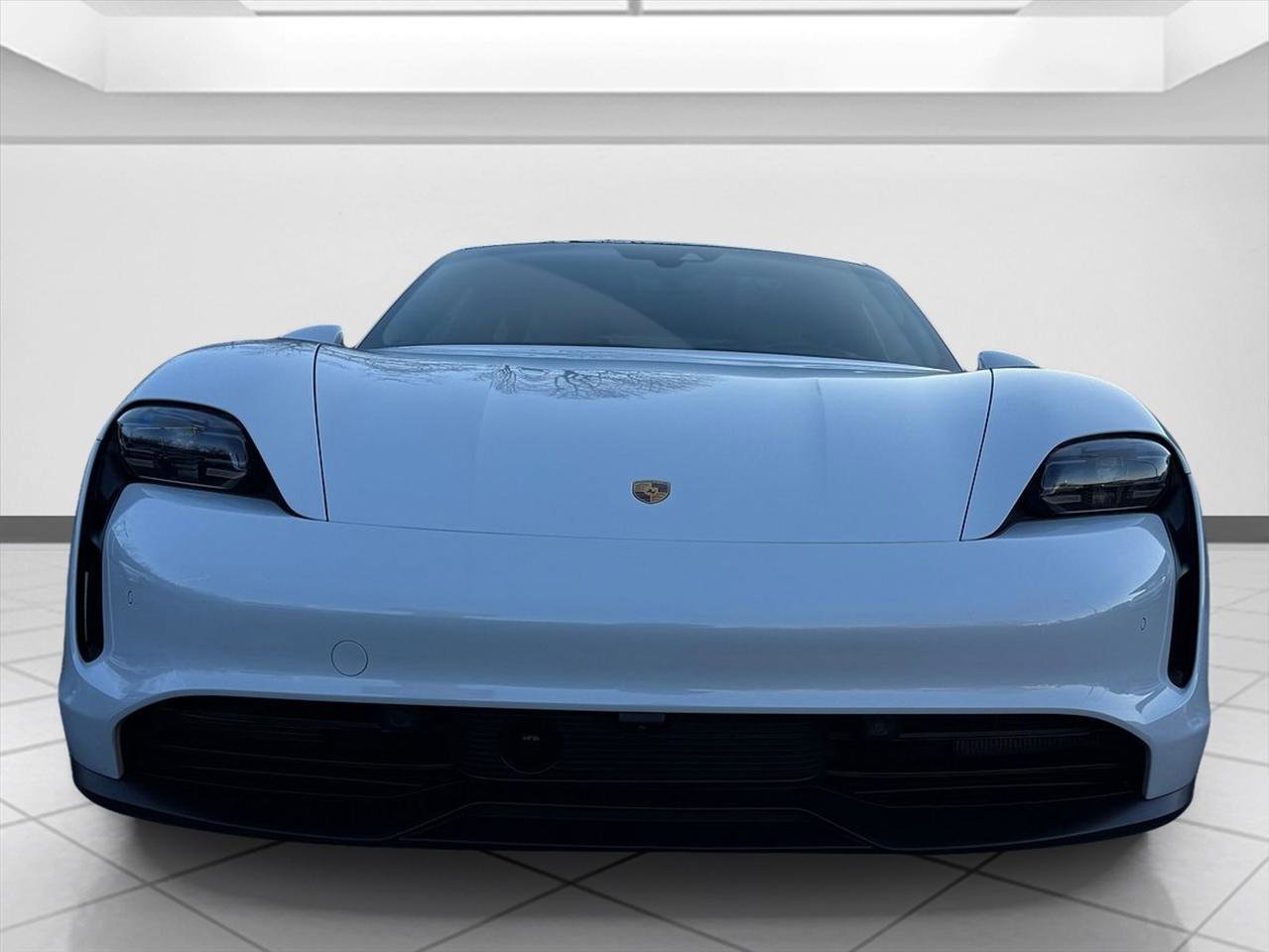 Used 2022 Porsche Taycan image 10