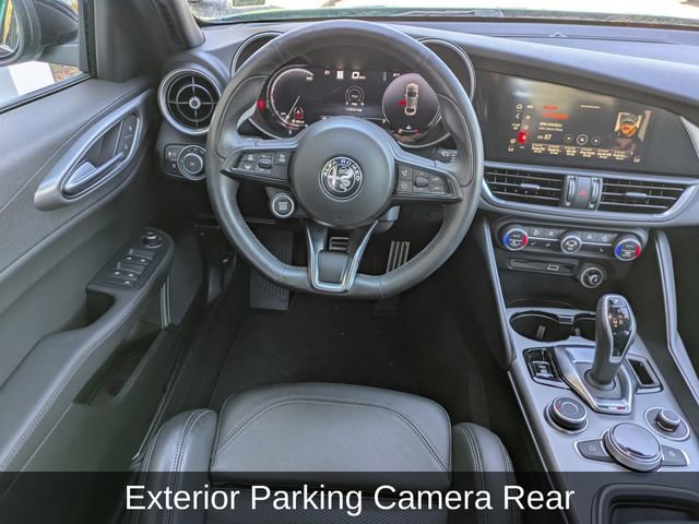 Used 2025 Alfa Romeo Giulia AWD w/ Veloce Package AWD image 18