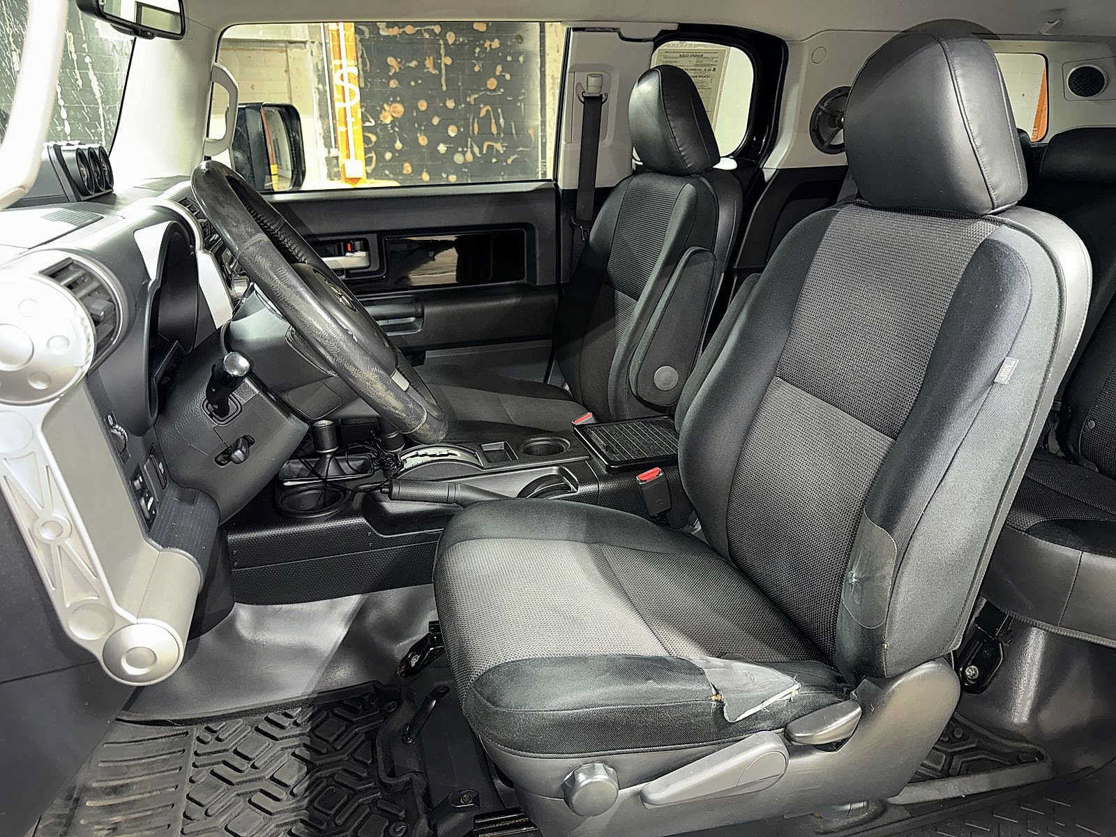 Used 2009 Toyota FJ Cruiser 4WD image 15