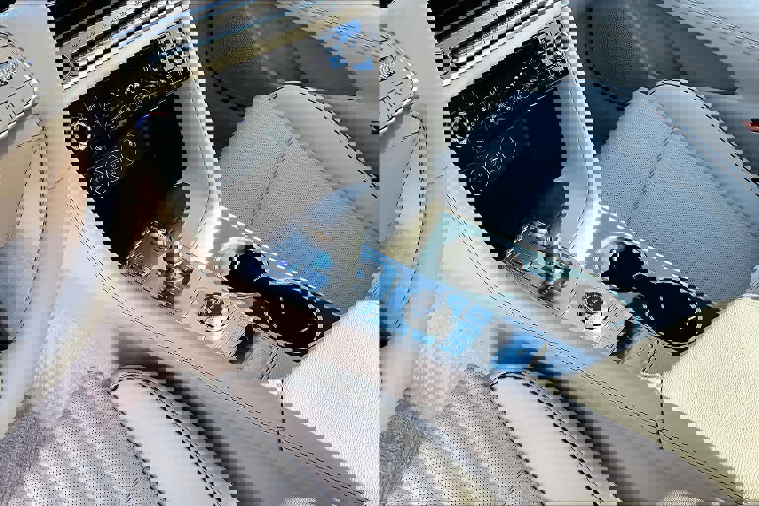 Used 2026 Genesis G70 2.5T Prestige image 15