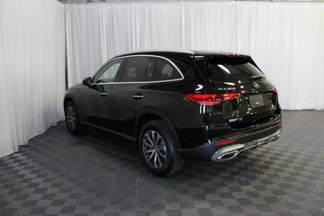 New 2026 Mercedes-Benz GLC 300 4MATIC image 4