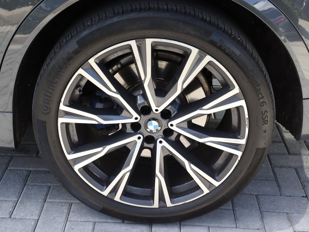 Used 2022 BMW X7 xDrive40i w/ M Sport Package image 53