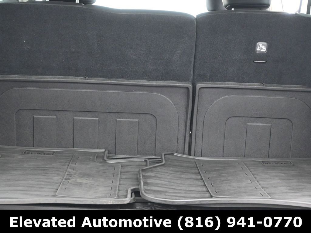 Used 2023 INFINITI QX80 Premium Select w/ All-Season Package image 13