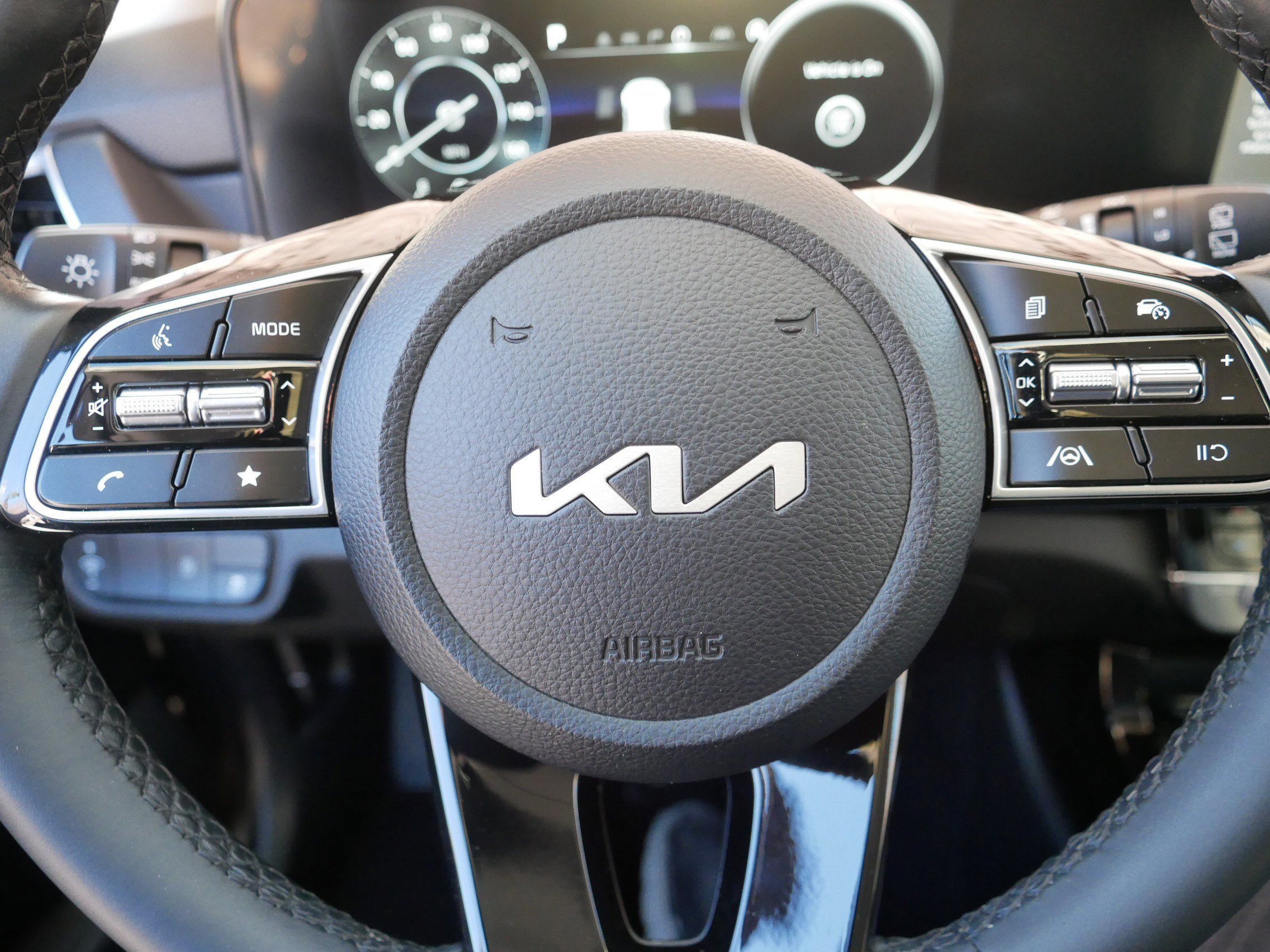 Certified 2024 Kia Seltos EX image 25