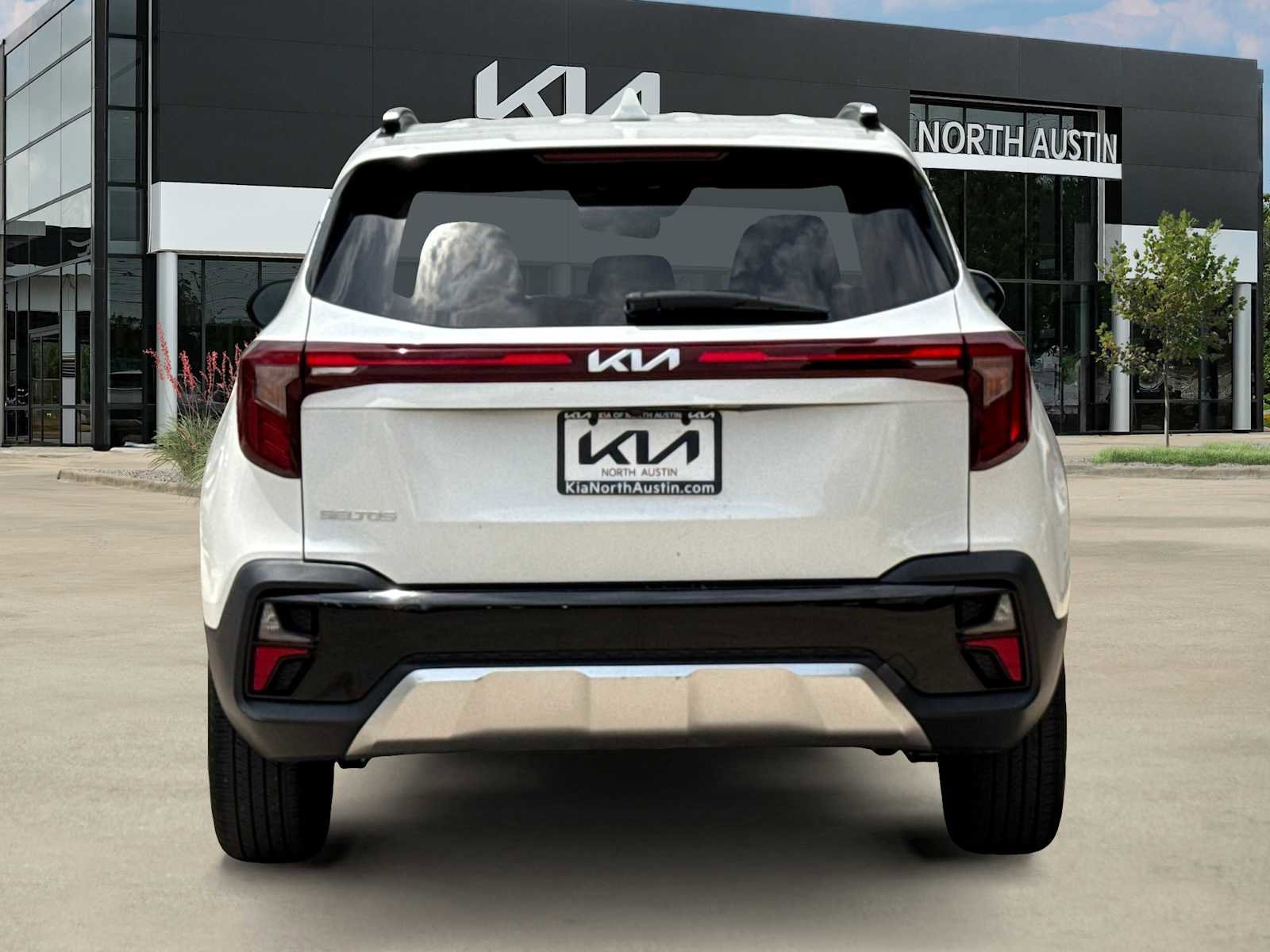 Used 2024 Kia Seltos S image 6