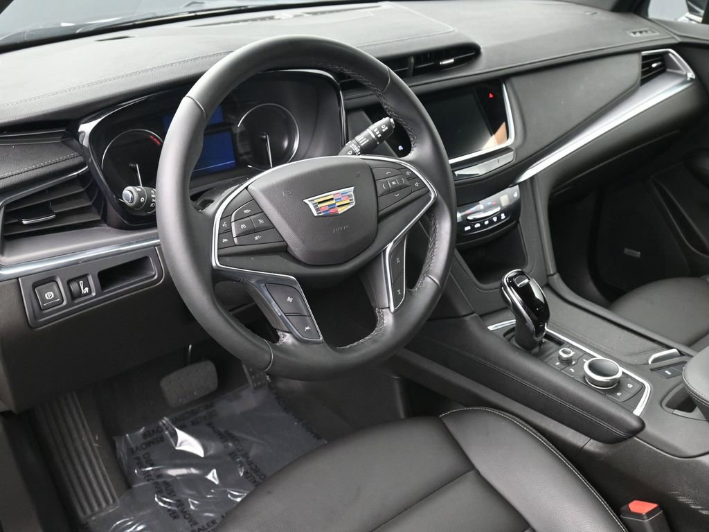 Used 2024 Cadillac XT5 Luxury image 7