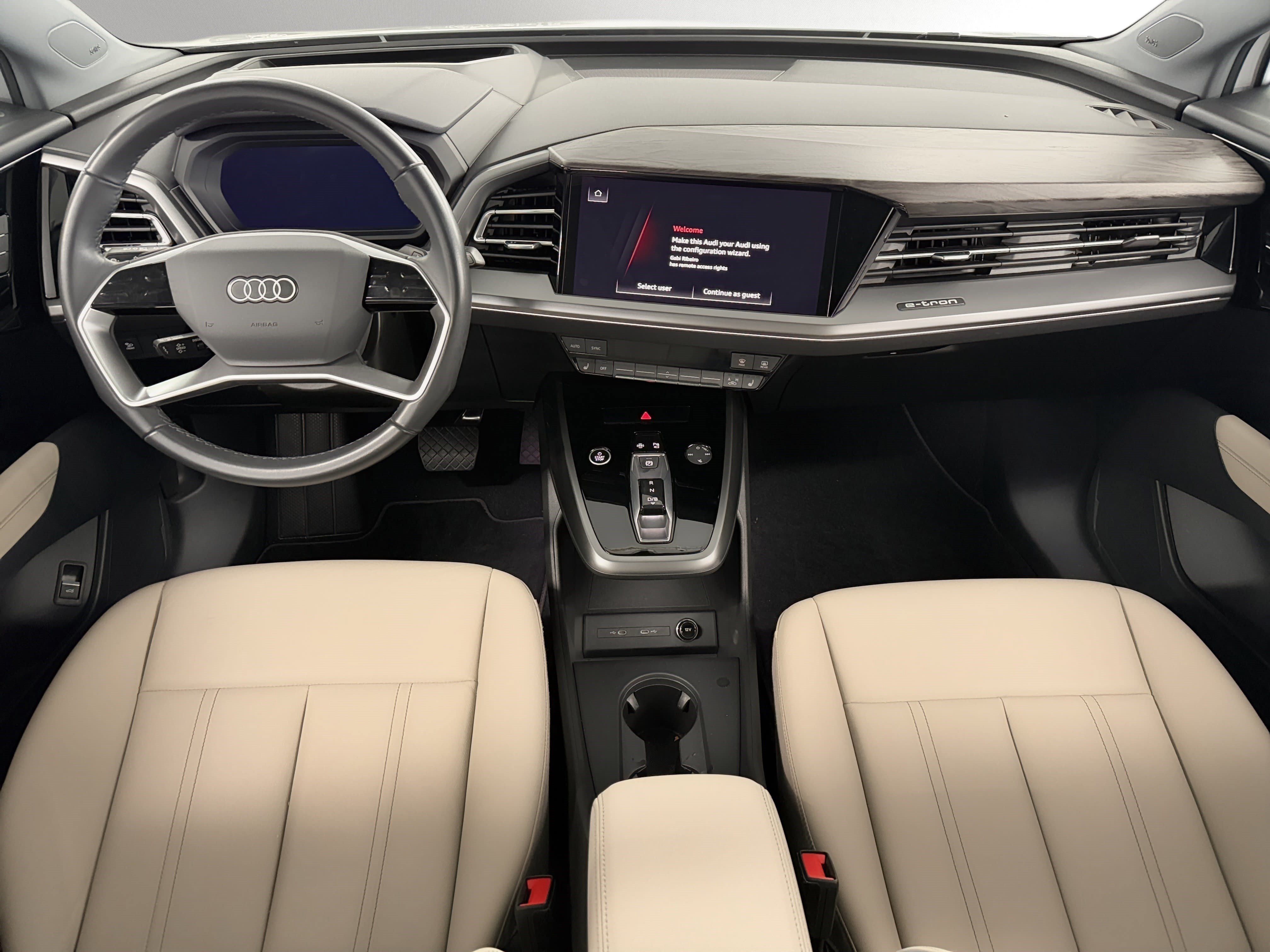 Used 2024 Audi Q4 e-tron Prestige AWD/4WD image 19