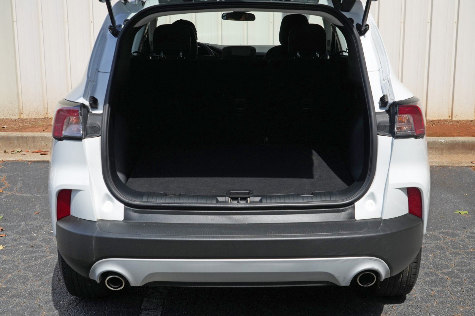 Used 2022 Ford Escape S AWD/4WD image 9