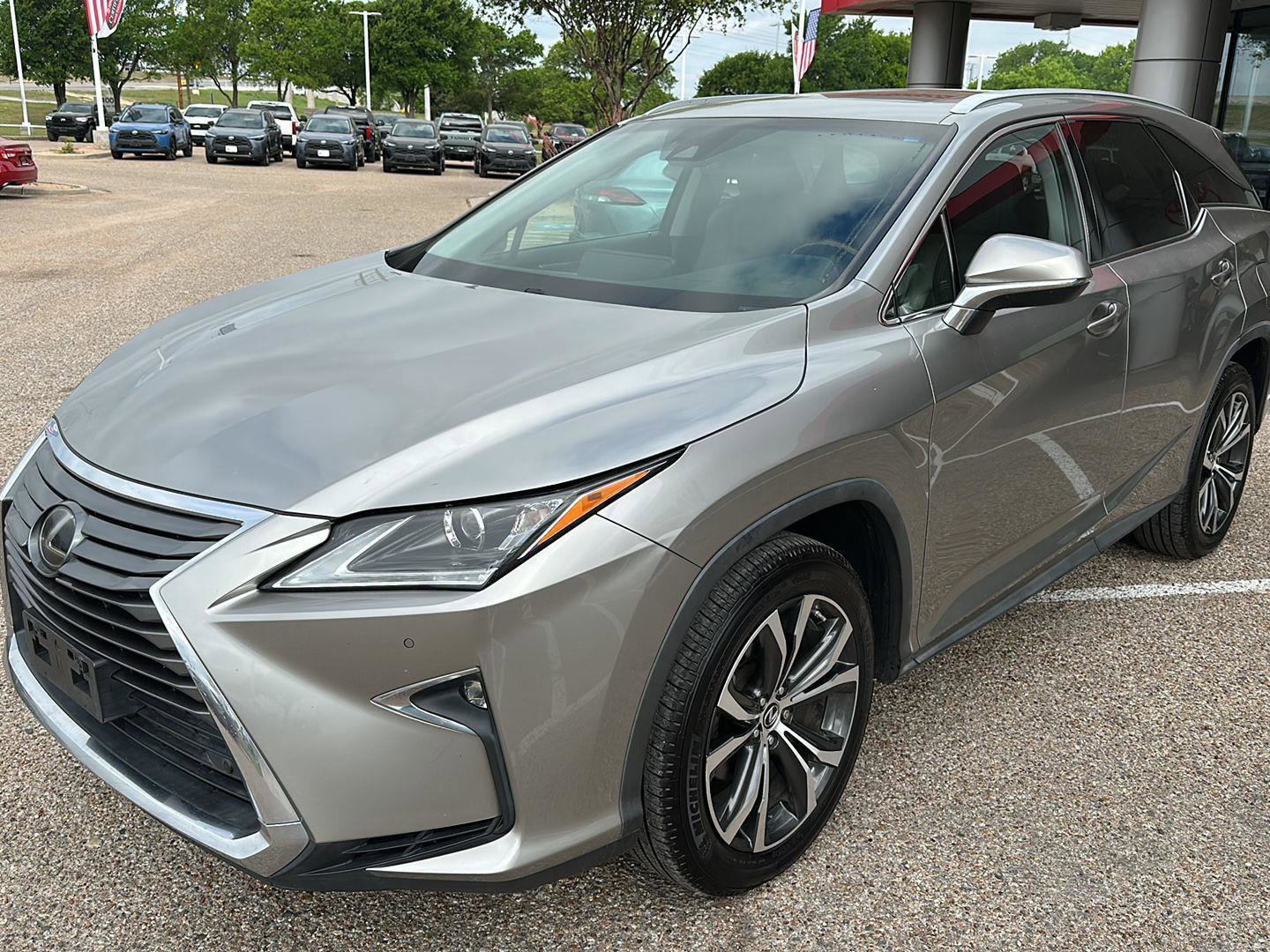 Used 2019 Lexus RX 350L FWD image 7