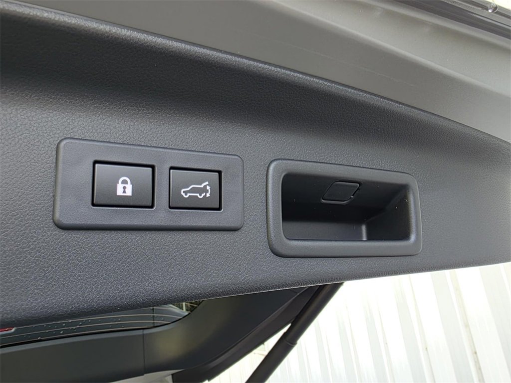 New 2025 Subaru Forester Limited image 15