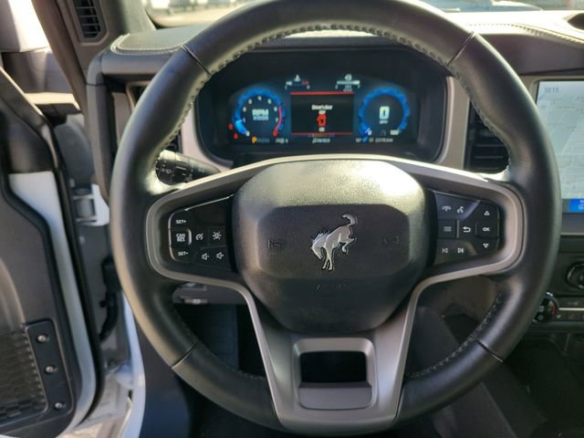 Used 2025 Ford Bronco Outer Banks image 15