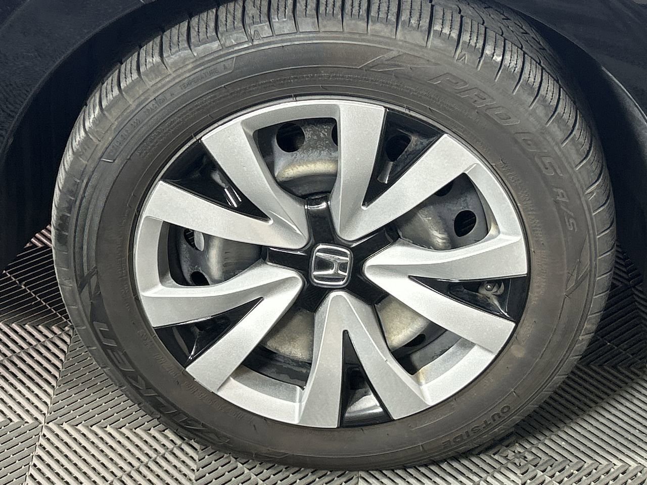 Used 2022 Honda Civic LX image 10