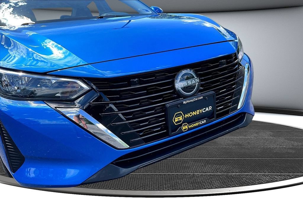 Used 2024 Nissan Sentra SV FWD image 32