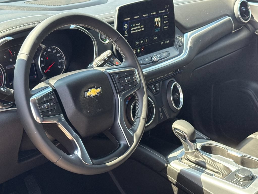 Used 2024 Chevrolet Blazer LT w/ Midnight/Sport Edition FWD image 17