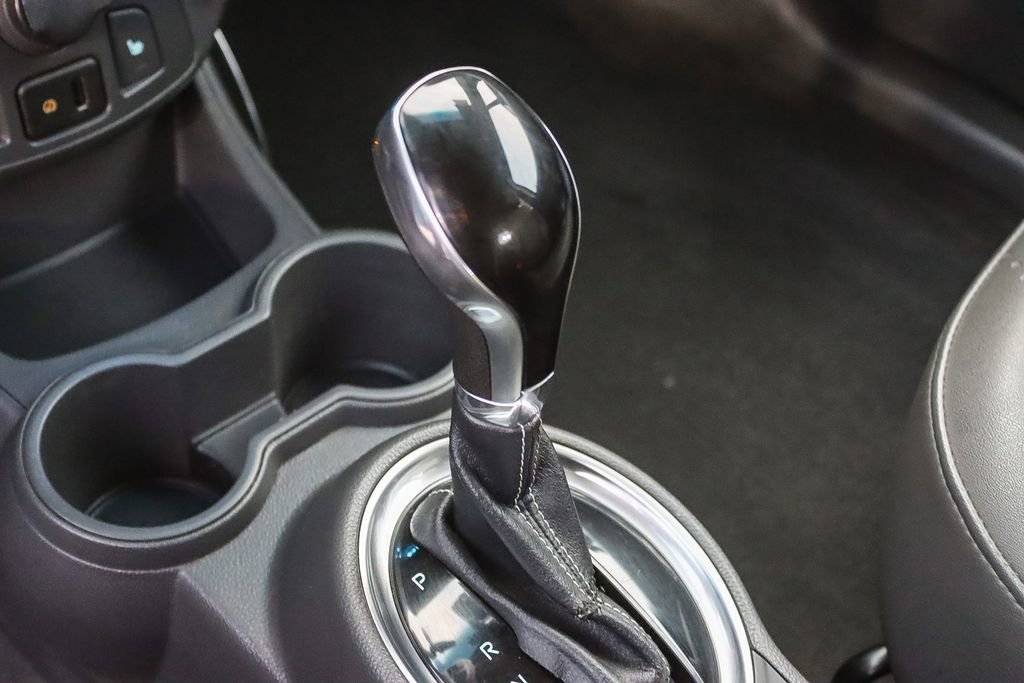 Used 2015 Chevrolet Spark LT image 40