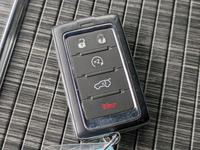 Certified 2024 Jeep Wagoneer Series II w/ Flexible Seating Group image 36