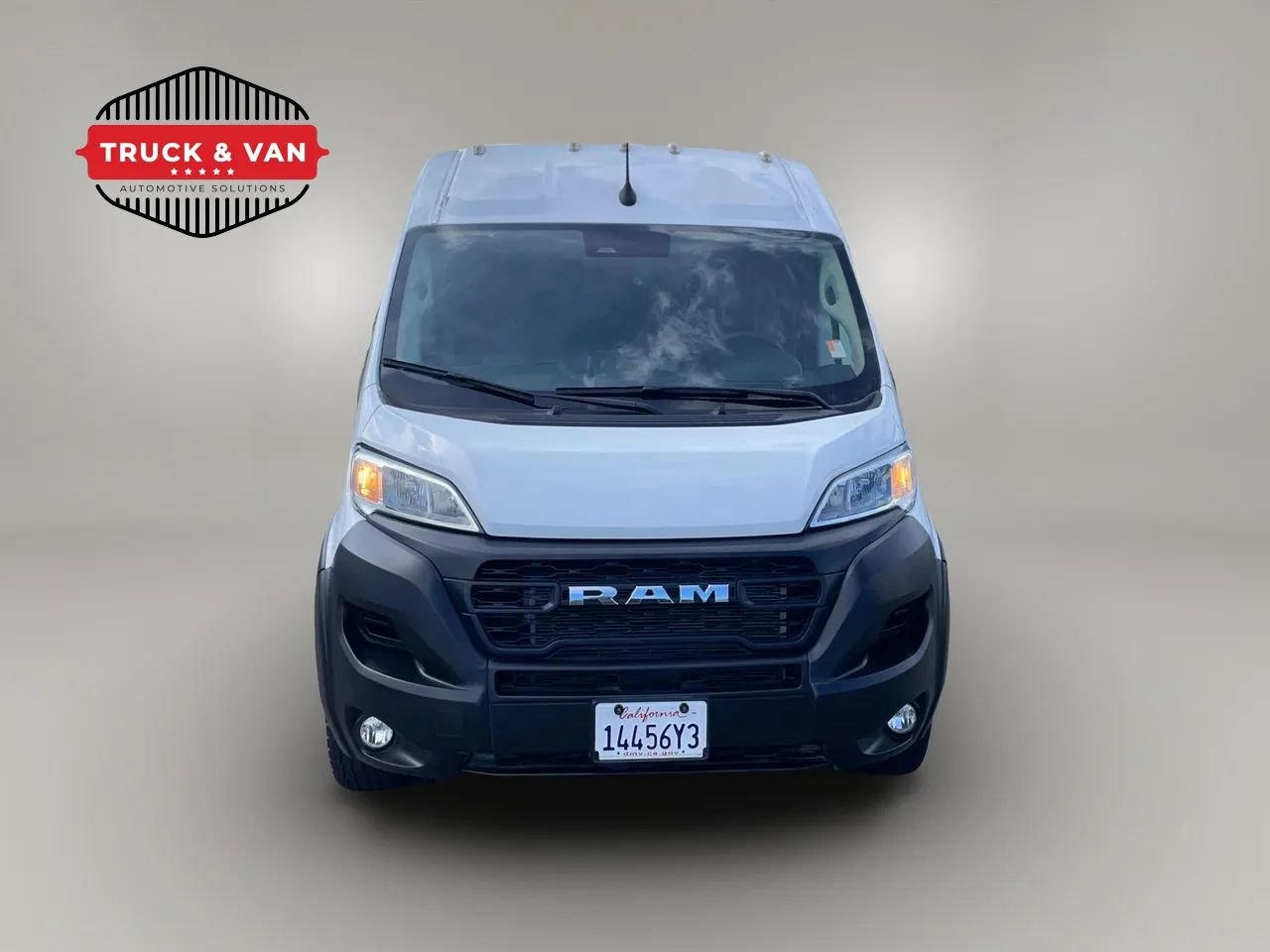 Used 2025 RAM ProMaster 3500 w/ Convenience Group FWD image 2