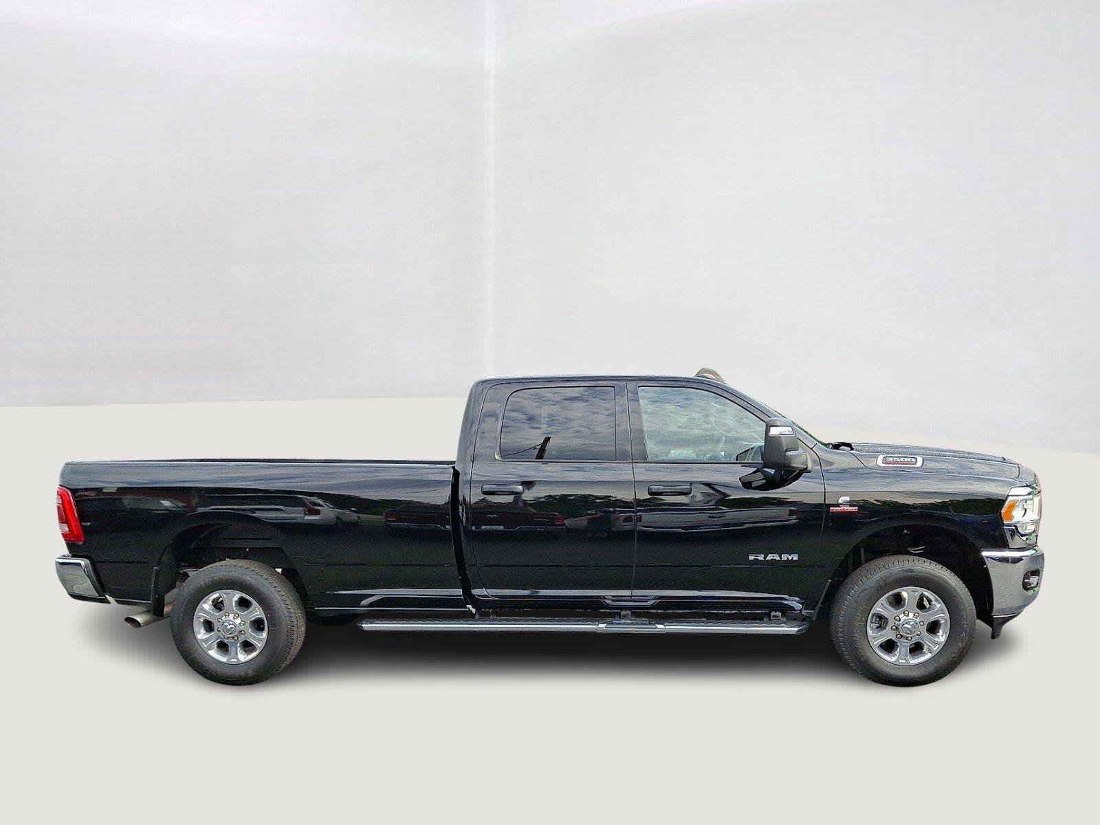 Certified 2024 RAM 3500 Big Horn w/ Towing Technology Group AWD/4WD image 7