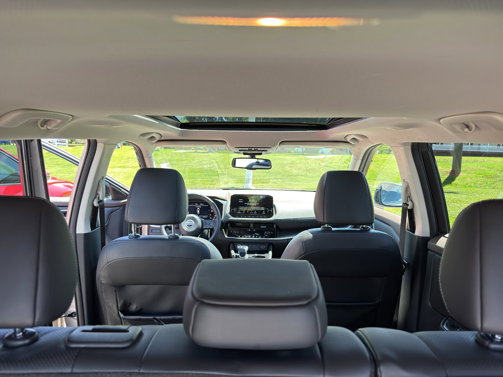 Used 2021 Nissan Rogue Platinum AWD/4WD image 26