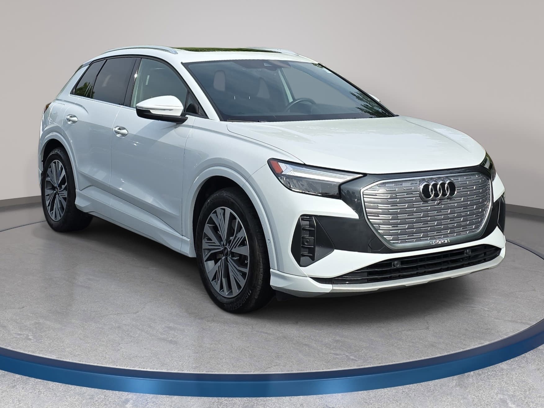 Used 2023 Audi Q4 e-tron Premium Plus w/ Premium Plus RWD image 3