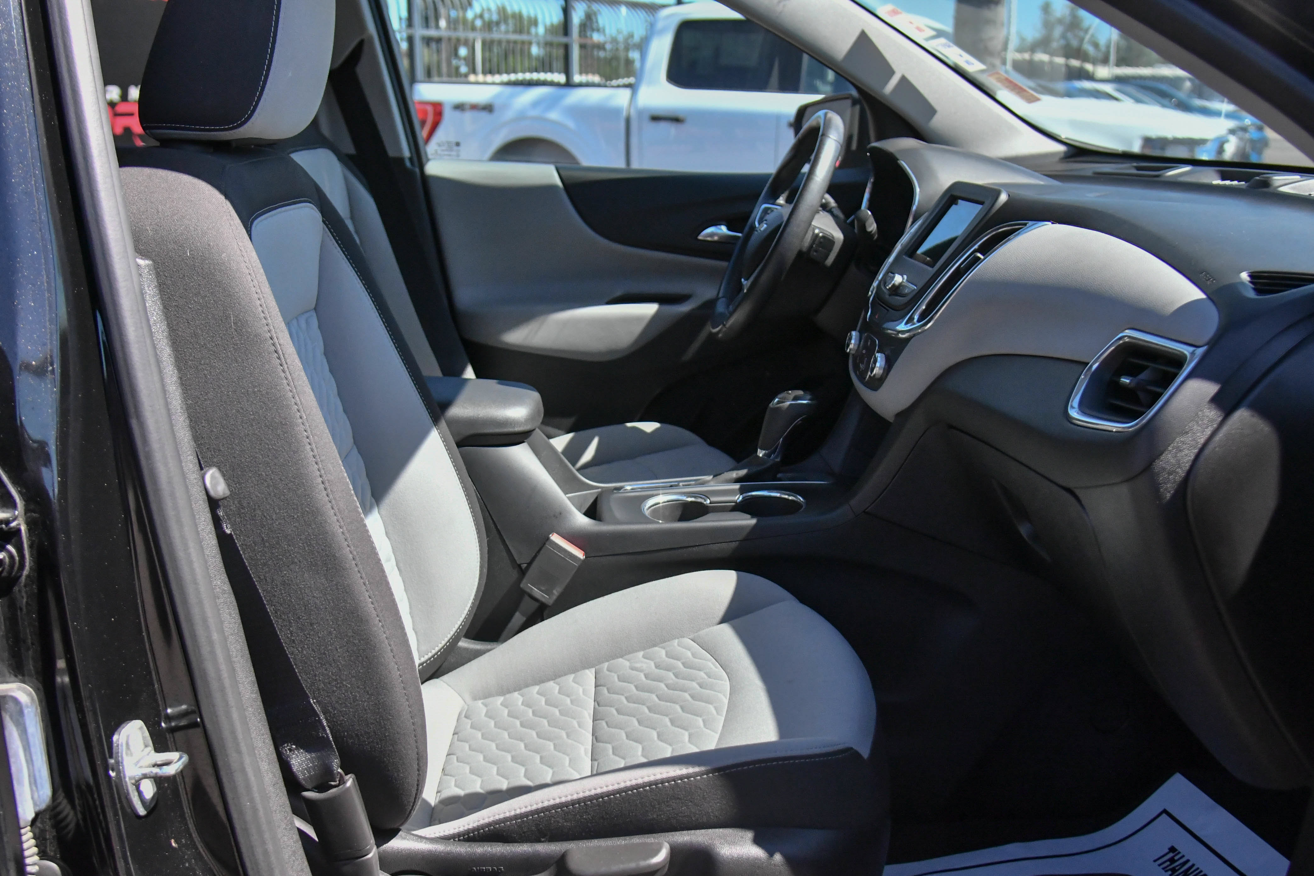 Used 2019 Chevrolet Equinox LT FWD image 42