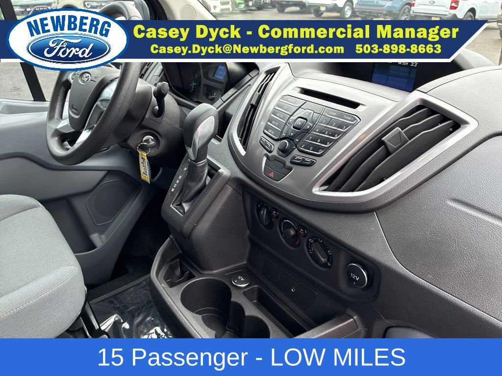 Used 2016 Ford Transit 350 XLT RWD image 19