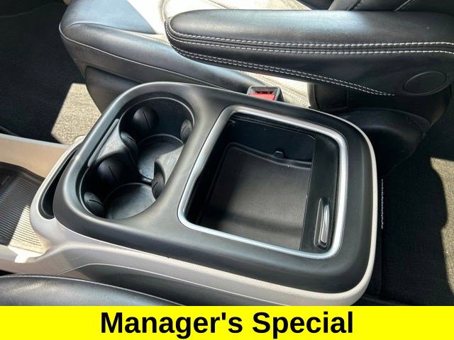 Used 2024 Chrysler Pacifica Touring-L FWD image 36