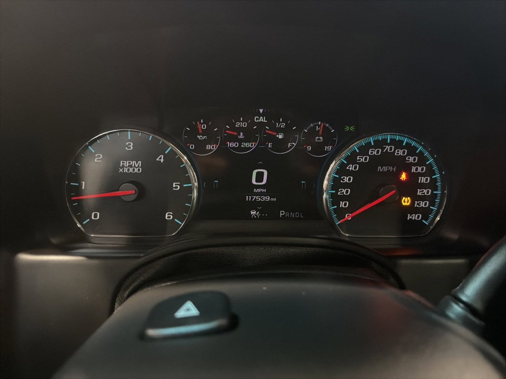 Used 2017 Chevrolet Suburban Premier image 29