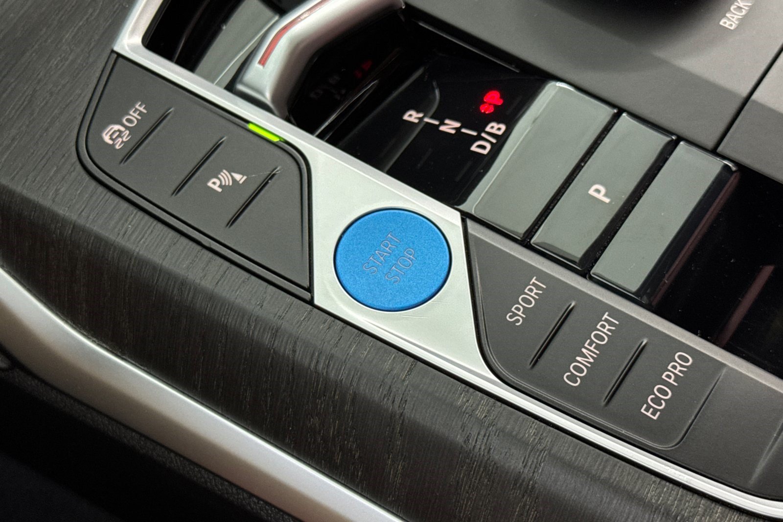 Used 2023 BMW i4 eDrive35 w/ Premium Package RWD image 17