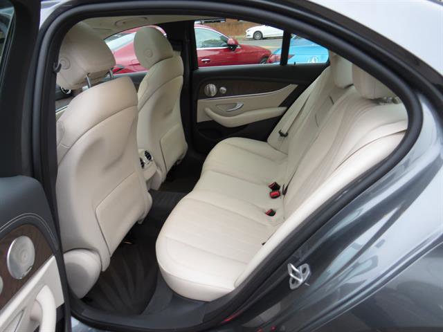 Used 2022 Mercedes-Benz E 350 4MATIC Sedan image 20