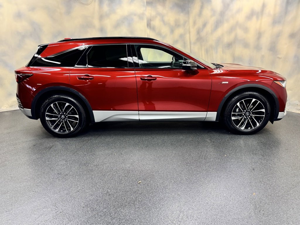 Used 2024 Acura ZDX A-Spec image 9