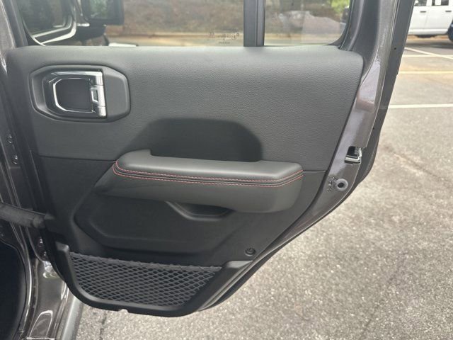 New 2025 Jeep Wrangler Rubicon w/ XTREMEE 35" Tire Package image 16