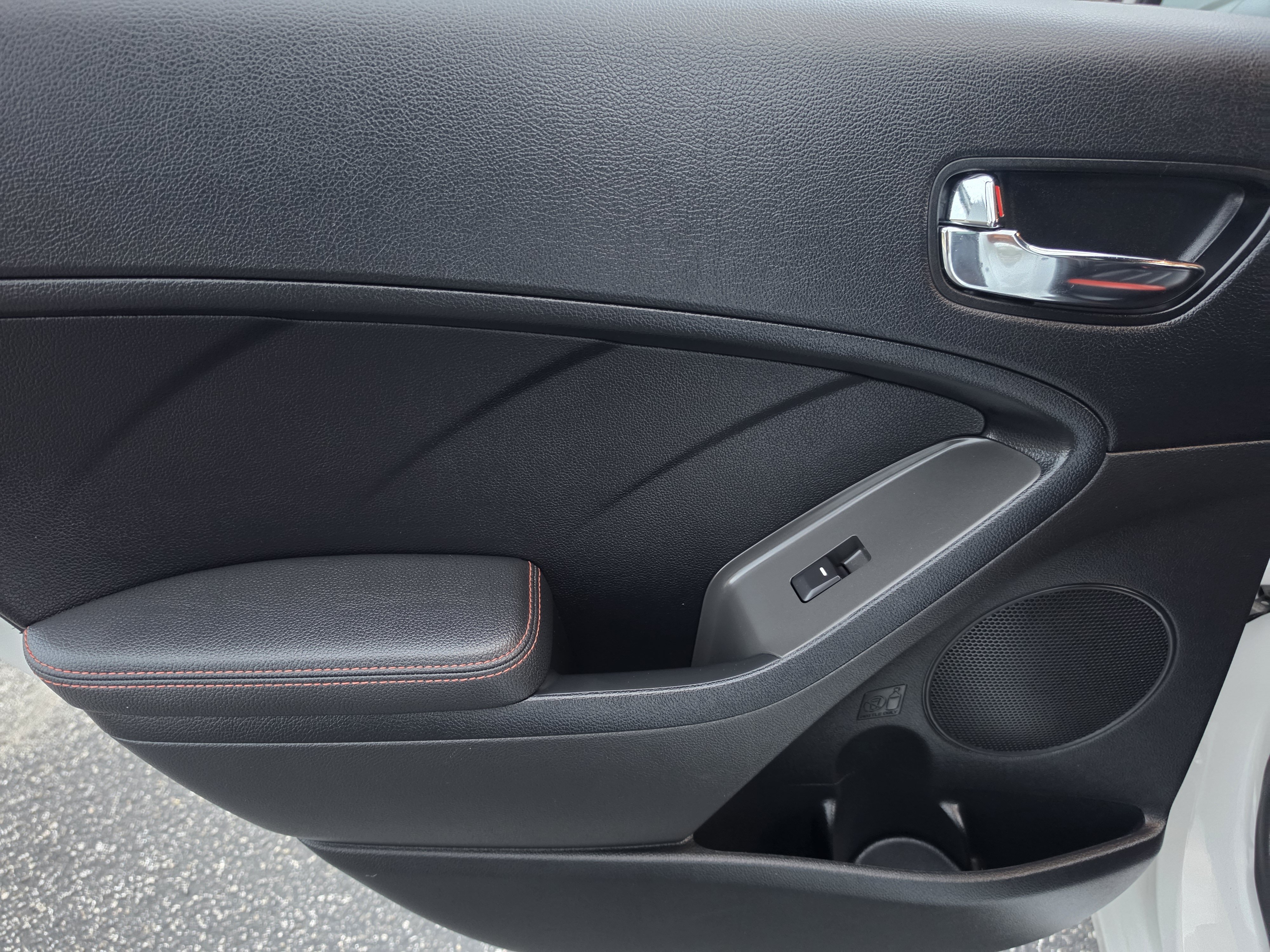 Used 2017 Kia Forte SX FWD image 17