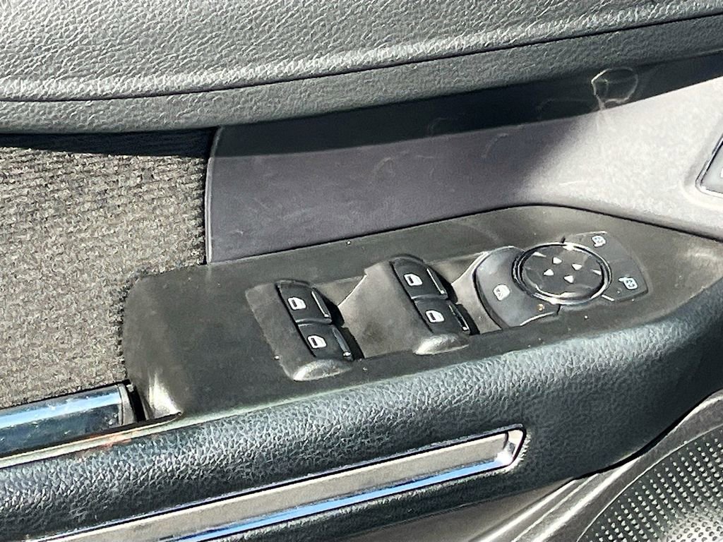 Used 2021 Ford Expedition Max XLT image 17