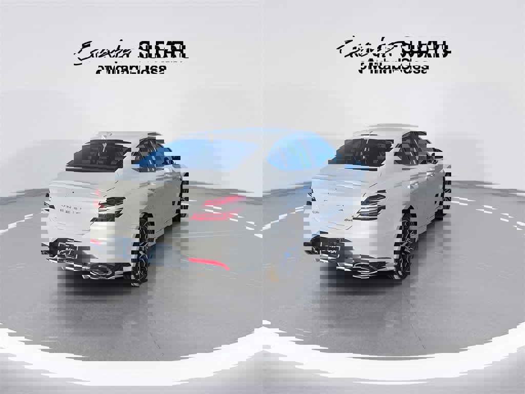 Used 2025 Genesis G70 2.5T image 7